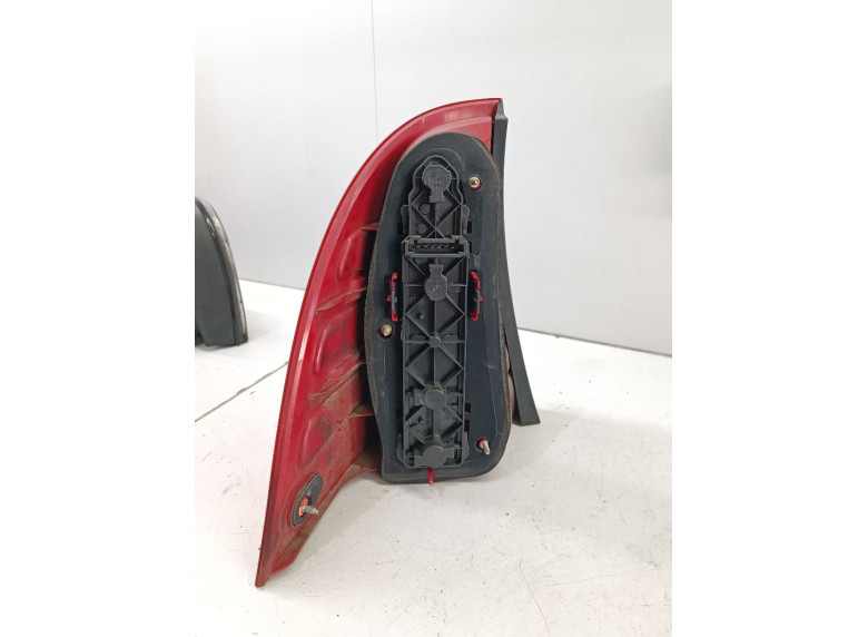 Фонарь задний правый к Mercedes C W203, 2002г.