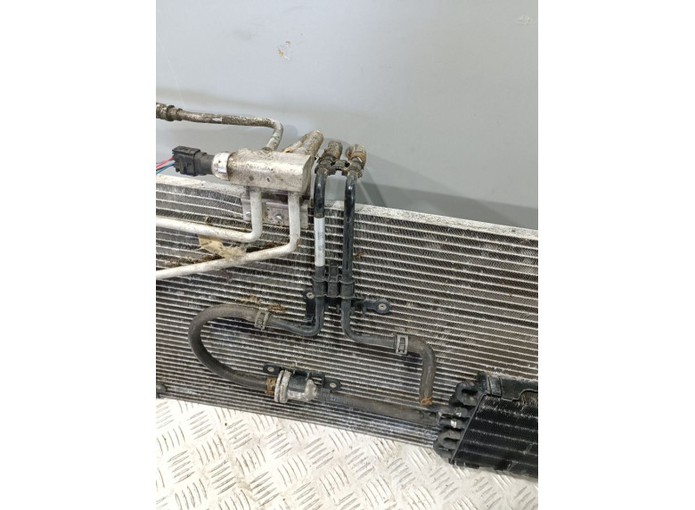 Радиатор топлива к Mercedes C W203, 2004г.