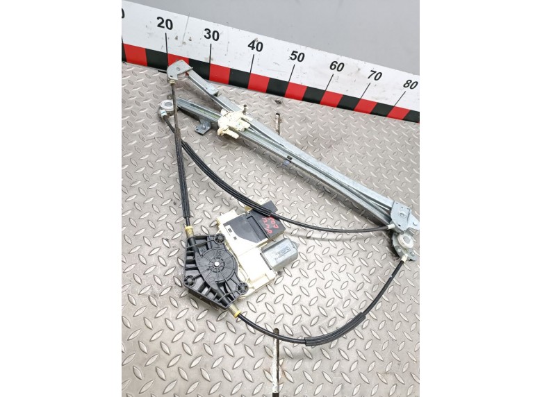 Стеклоподъемник электрический передний правый к Peugeot 807