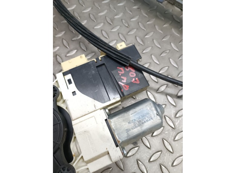 Стеклоподъемник электрический передний правый к Стеклоподъемник электрический передний правый к Peugeot 807 undefined г. 807