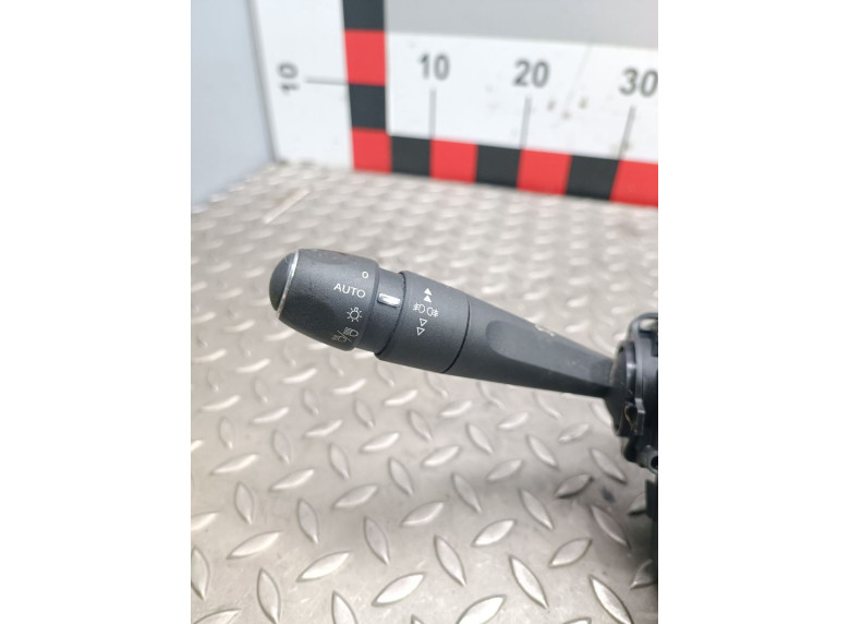 Переключатель подрулевой (стрекоза) к Citroen C4, 2017г.