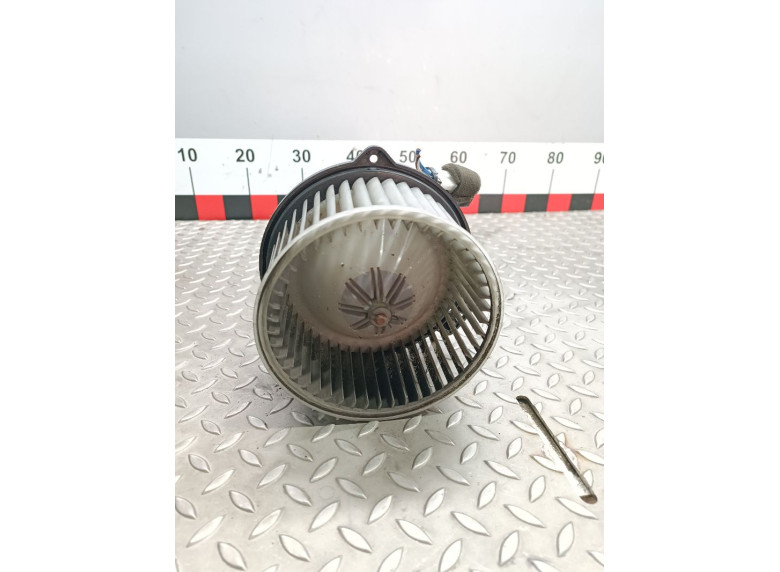 Моторчик печки к Моторчик печки к Volvo V40 undefined г. V40