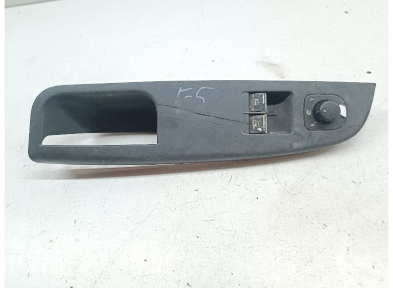 Блок управления стеклоподъемниками к Volkswagen Golf, 2006г.