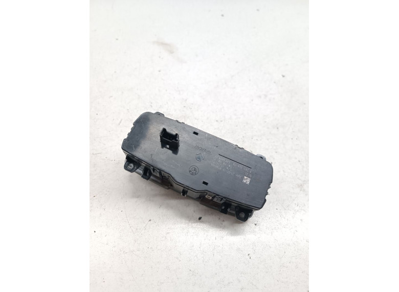Переключатель света к BMW 3 E90/E91/E92/E93, 2013г.