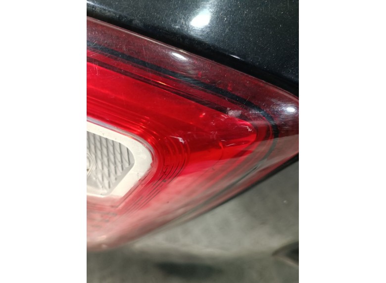 Фонарь крышки багажника левый к Фонарь крышки багажника левый к Ford C-Max undefined г. C-Max