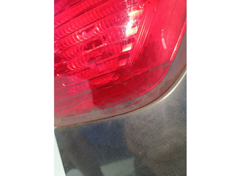 Фонарь крышки багажника левый к Фонарь крышки багажника левый к Ford C-Max undefined г. C-Max