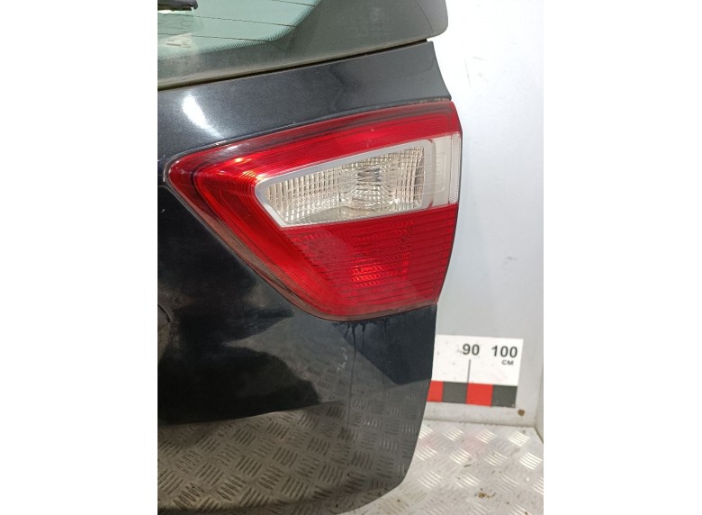 Фонарь крышки багажника правый к Ford C-Max
