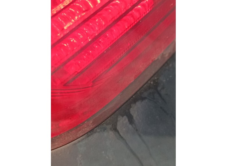 Фонарь крышки багажника правый к Фонарь крышки багажника правый к Ford C-Max undefined г. C-Max