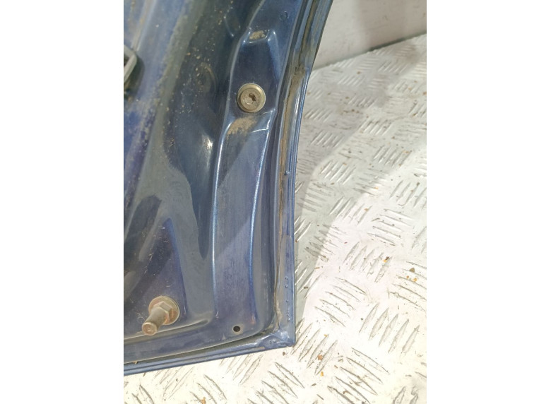 Дверь задняя правая к Volkswagen Passat, 1994г.