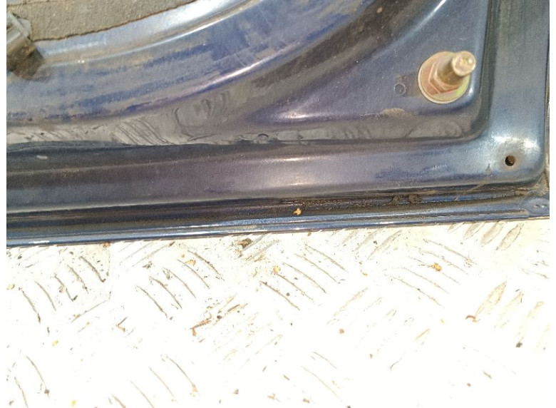 Дверь задняя правая к Volkswagen Passat, 1994г.