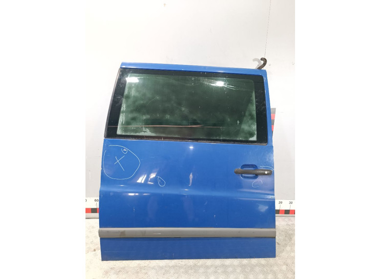 Дверь сдвижная правая к Mercedes Vito W638, 2000г.