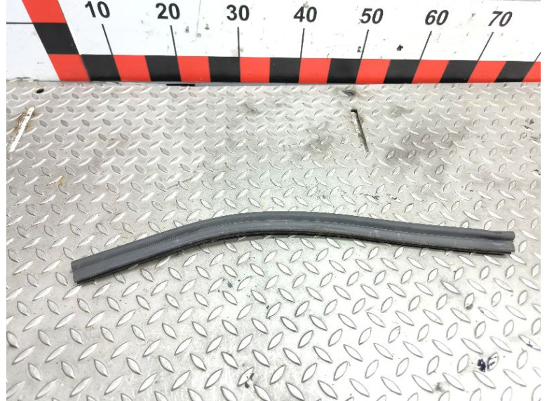 Патрубок интеркулера к BMW 5 E60/E61, 2005г.