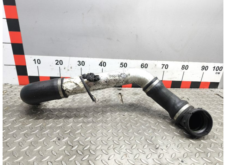 Патрубок интеркулера к BMW 5 E60/E61, 2005г.