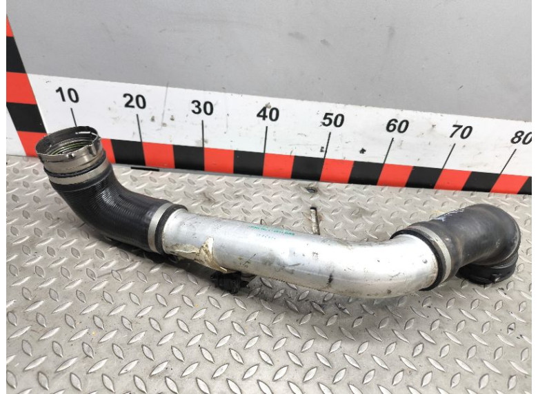 Патрубок интеркулера к BMW 5 E60/E61, 2005г.