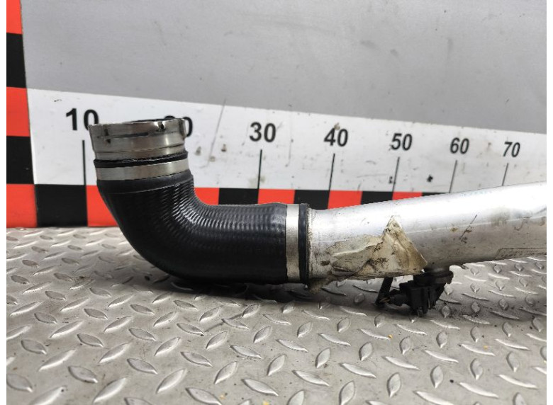 Патрубок интеркулера к BMW 5 E60/E61, 2005г.