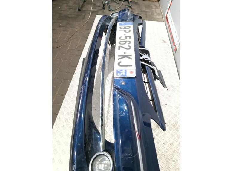 Заглушка (решетка) в бампер передний к Peugeot 607