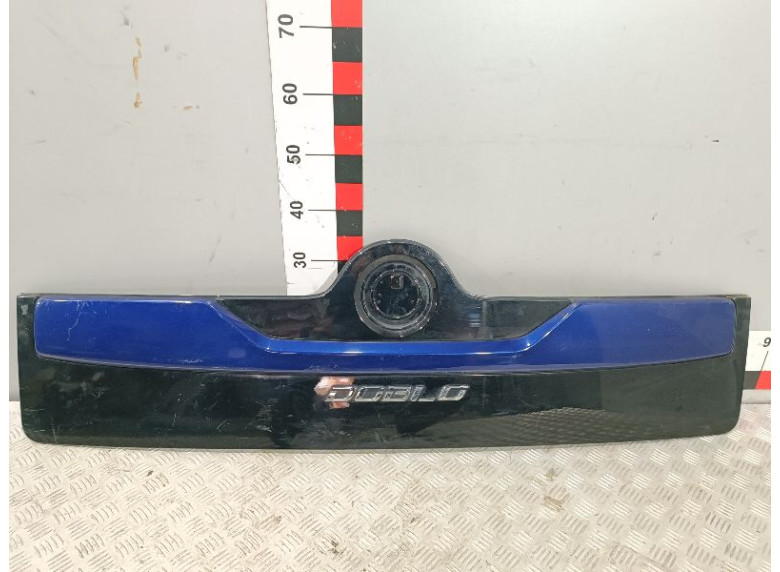 Накладка двери (крышки) багажника к Fiat Doblo, 2016г.