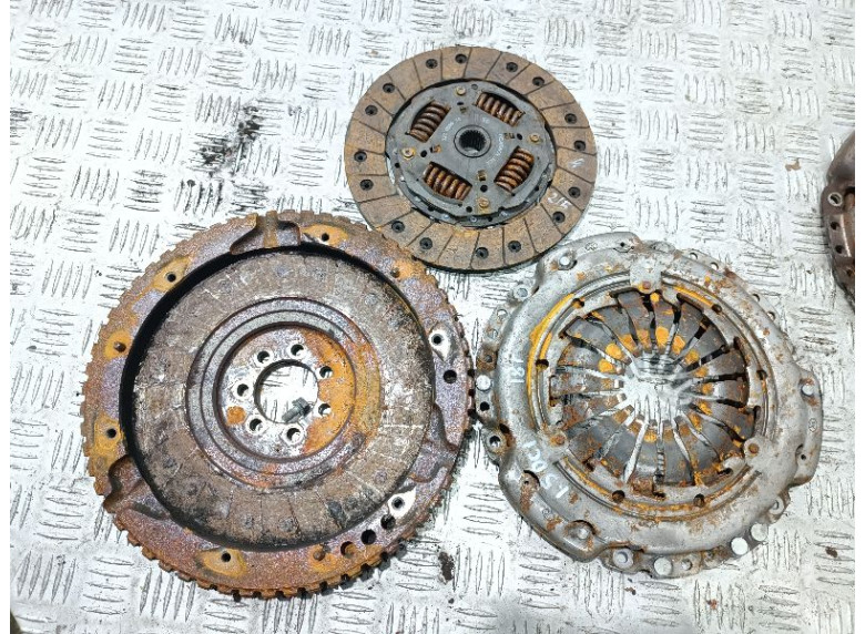 Комплект сцепления к Dacia Dokker, 2016г.