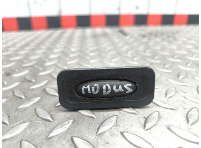 Кнопка открытия багажника к Renault Modus, 2007г.