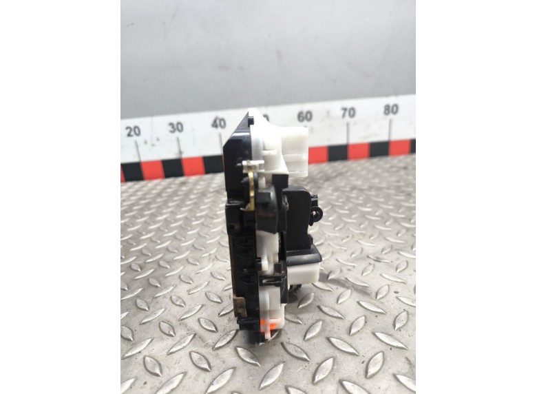 Замок двери передней правой к Замок двери передней правой к Peugeot 607 undefined г. 607