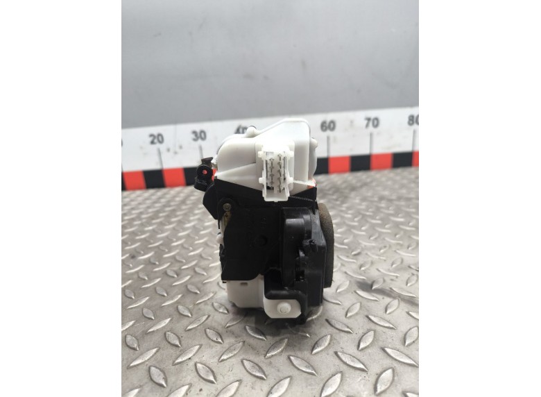 Замок двери передней правой к Замок двери передней правой к Peugeot 607 undefined г. 607