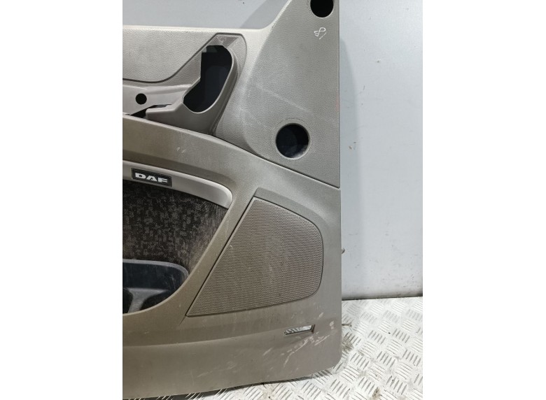 Обшивка двери передней левой (дверная карта) к Обшивка двери передней левой (дверная карта) к DAF XF undefined г. XF