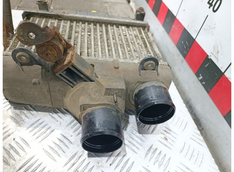 Интеркулер к Интеркулер к Toyota Avensis undefined г. Avensis