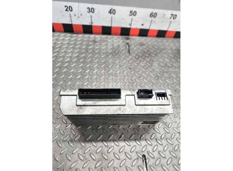 Усилитель музыкальный к Audi A5, 2007г.