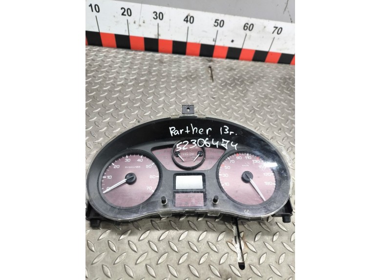 Щиток приборов (приборная панель) к Peugeot Partner