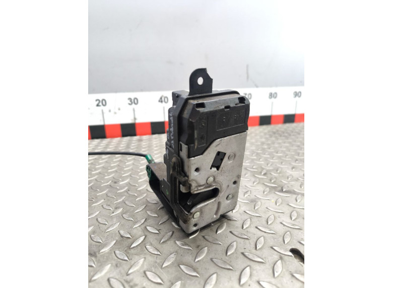 Замок двери передней правой к Opel Zafira, 2005г.