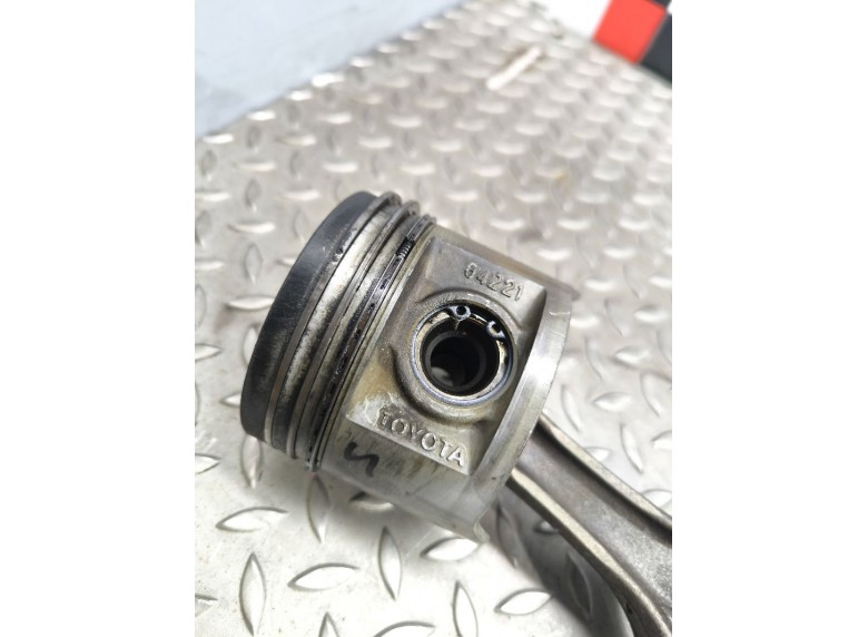 Поршень к Поршень к Toyota Avensis undefined г. Avensis