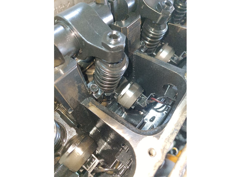 Форсунка к Volkswagen Caddy, 2008г.