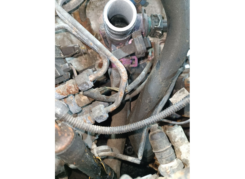 Патрубок (трубопровод, шланг) к Volkswagen Passat, 1994г.