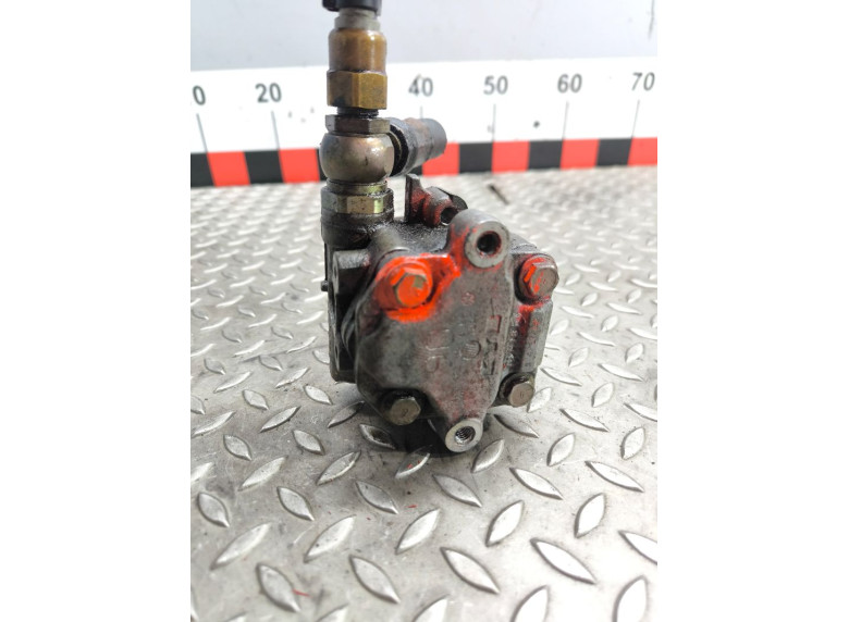 Насос гидроусилителя руля к Volkswagen Golf, 1999г.