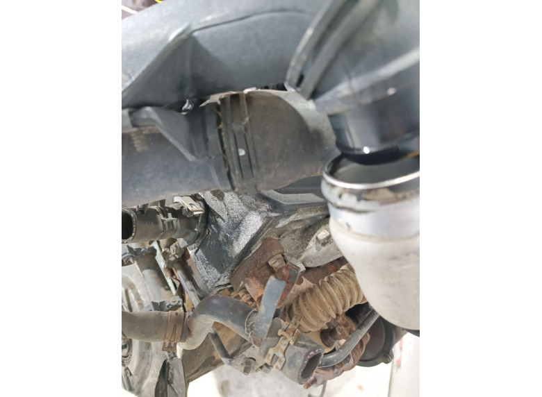 Патрубок впускного коллектора к Volkswagen Passat, 1995г.