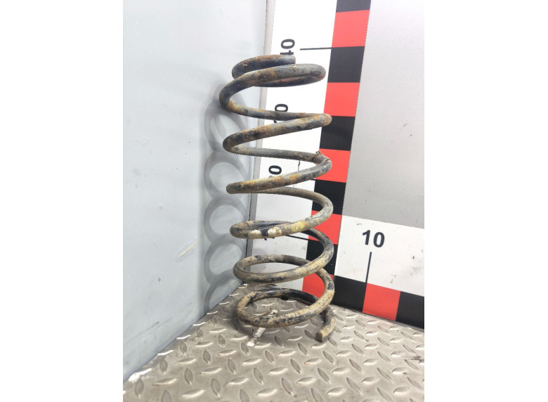 Пружина передняя к Volkswagen Golf, 1995г.