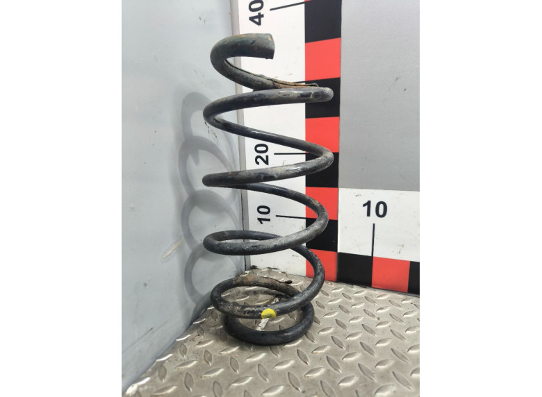 Пружина передняя к Opel Vectra, 2003г.