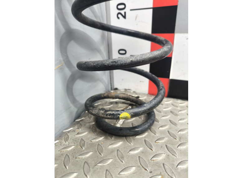 Пружина передняя к Opel Vectra, 2003г.