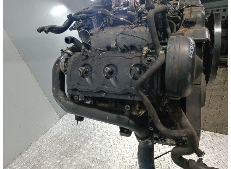 Двигатель к Audi A6, 2002г.