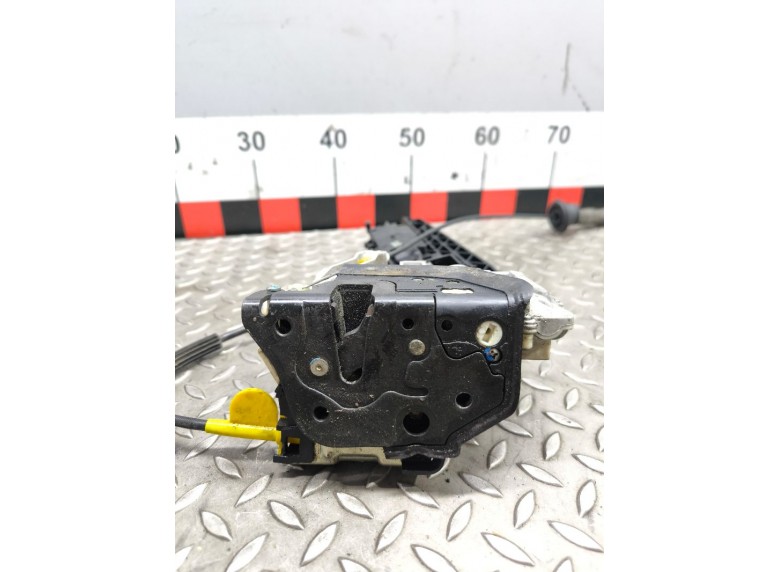 Замок двери передней правой к Замок двери передней правой к Audi A5 undefined г. A5