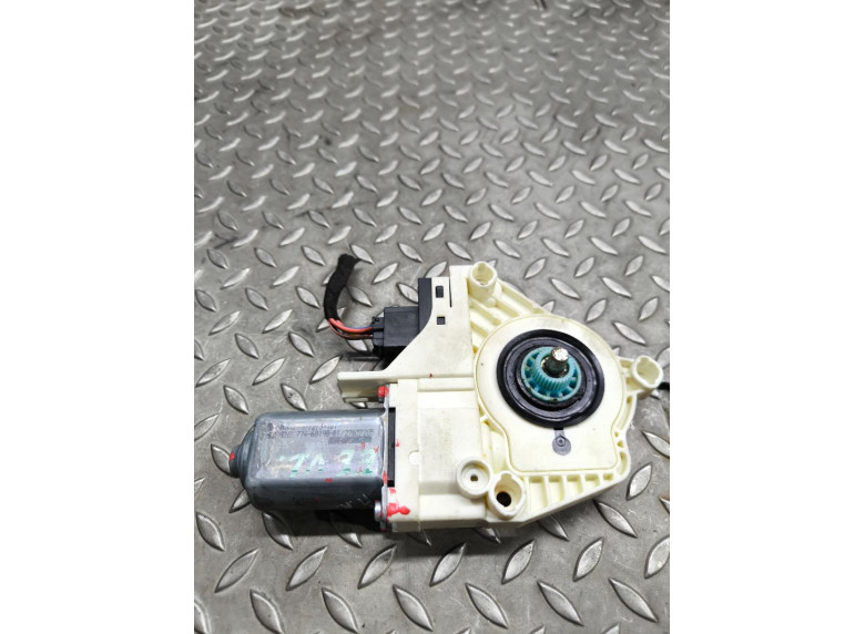 Моторчик стеклоподъемника передний левый к Audi A5, 2008г.