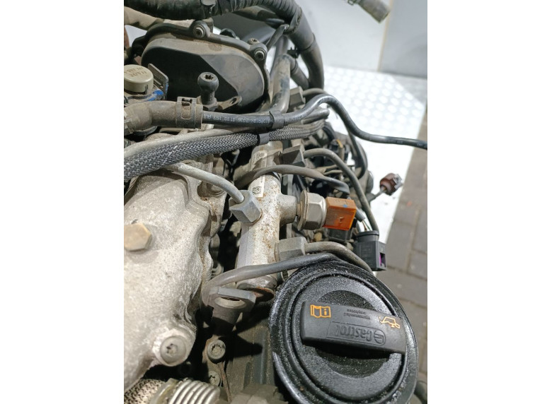 Топливная рампа к Audi A5, 2010г.