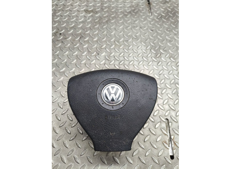 Подушка безопасности водителя к Volkswagen Passat, 2008г.