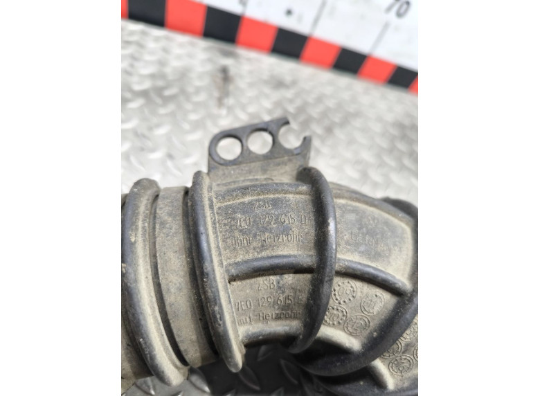 Патрубок турбины к Volkswagen Transporter, 2011г.