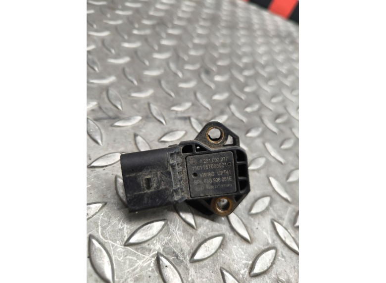 Патрубок турбины к Volkswagen Transporter, 2011г.