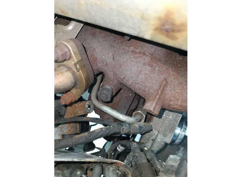 Масляная трубка турбины к Volkswagen Transporter, 2011г.