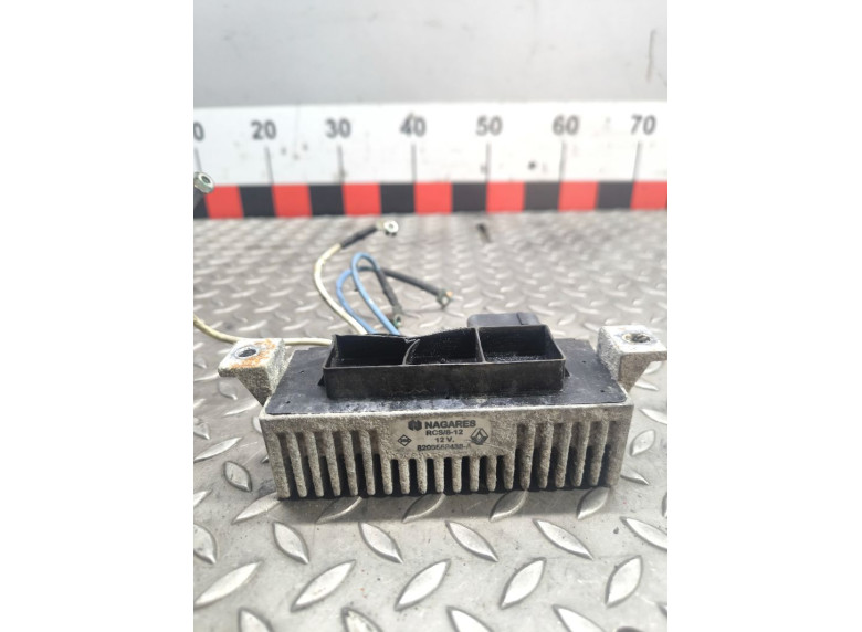 Реле накала свечей к Renault Laguna, 2008г.