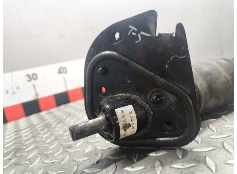 Рулевой карданчик к Volkswagen Transporter, 2011г.