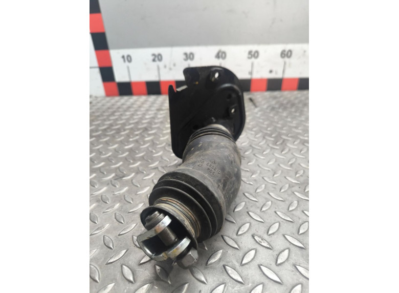 Рулевой карданчик к Volkswagen Transporter, 2011г.