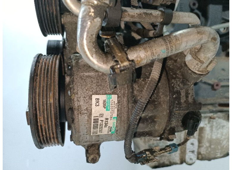 Компрессор кондиционера к Opel Insignia, 2010г.